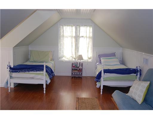 154 Rumstick Road Barrington, RI 02806 - Photo 17 of 18 Bedroom.