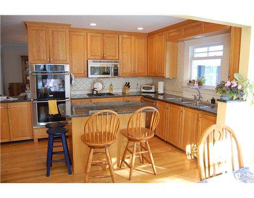 154 Rumstick Road Barrington, RI 02806 - Photo 3 of 18 Kitchen.