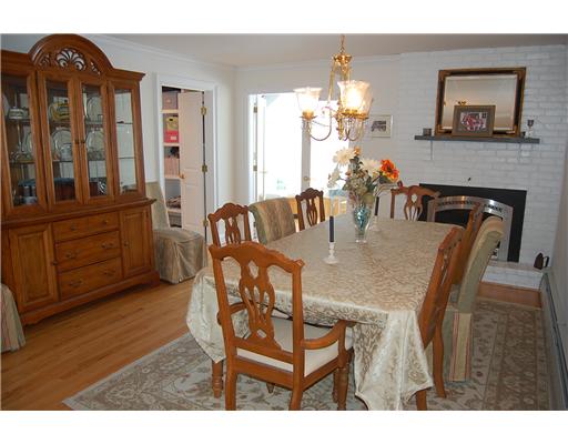 154 Rumstick Road Barrington, RI 02806 - Photo 6 of 18 Dining Room.