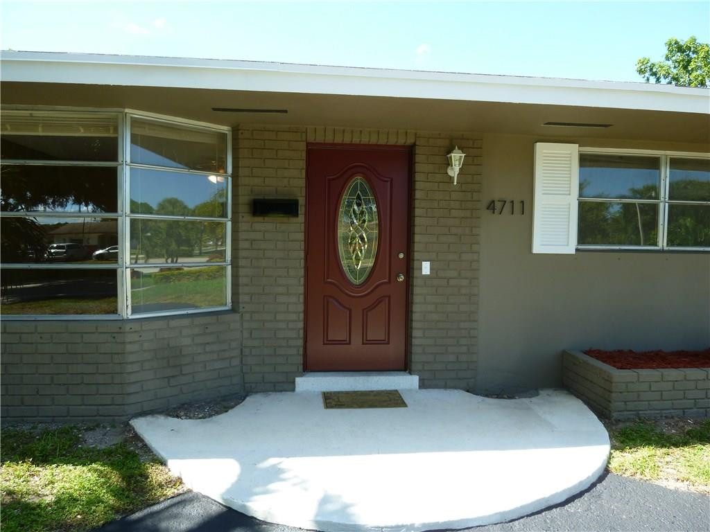 4711 West Park Road Hollywood, FL 33021 - Photo 2 of 35 Photo 2