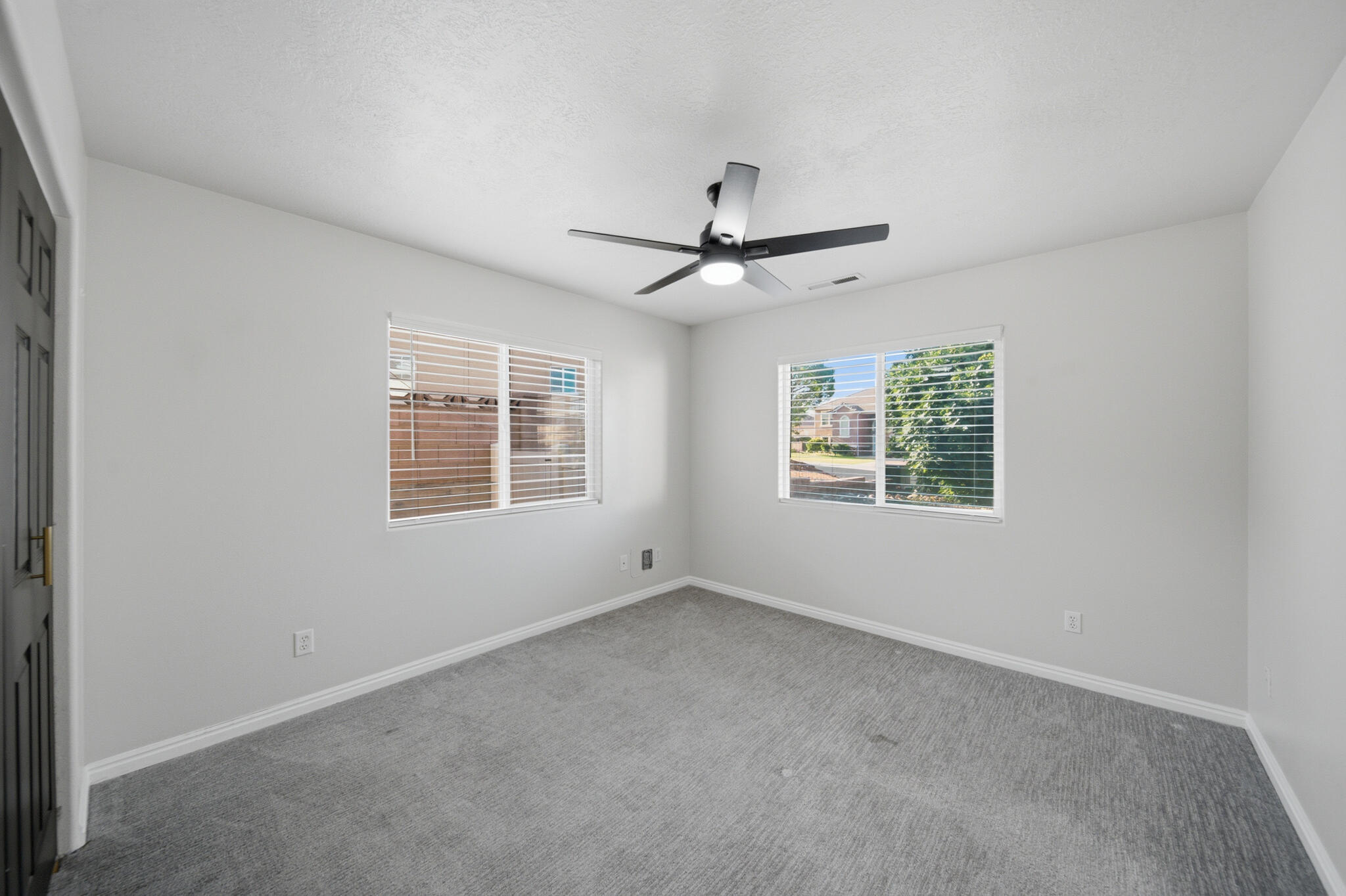 2139 East 270 S Street St. George, UT 84790 - Photo 13 of 46 12