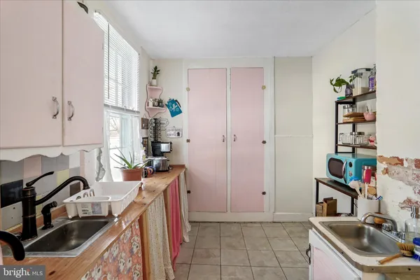 $299,900 | 287 East Main Street, Romney, WV 26757