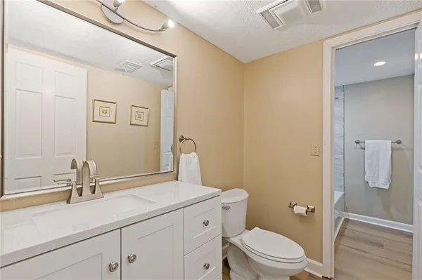 $448,000 | 4101 Dunwoody Club Drive, Unit 31, Atlanta, GA 30350