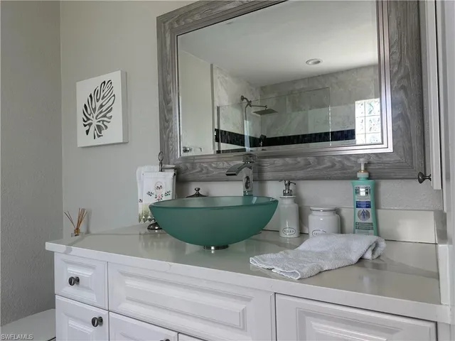 $2,000 | 200 Southwest 10th Terrace, Cape Coral, FL 33991