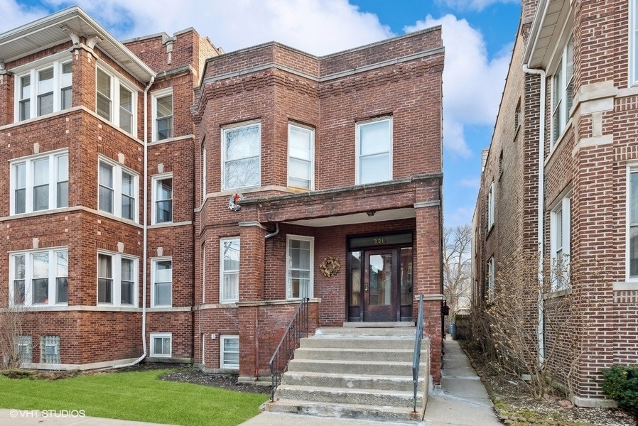 3017 West Eastwood Ave  