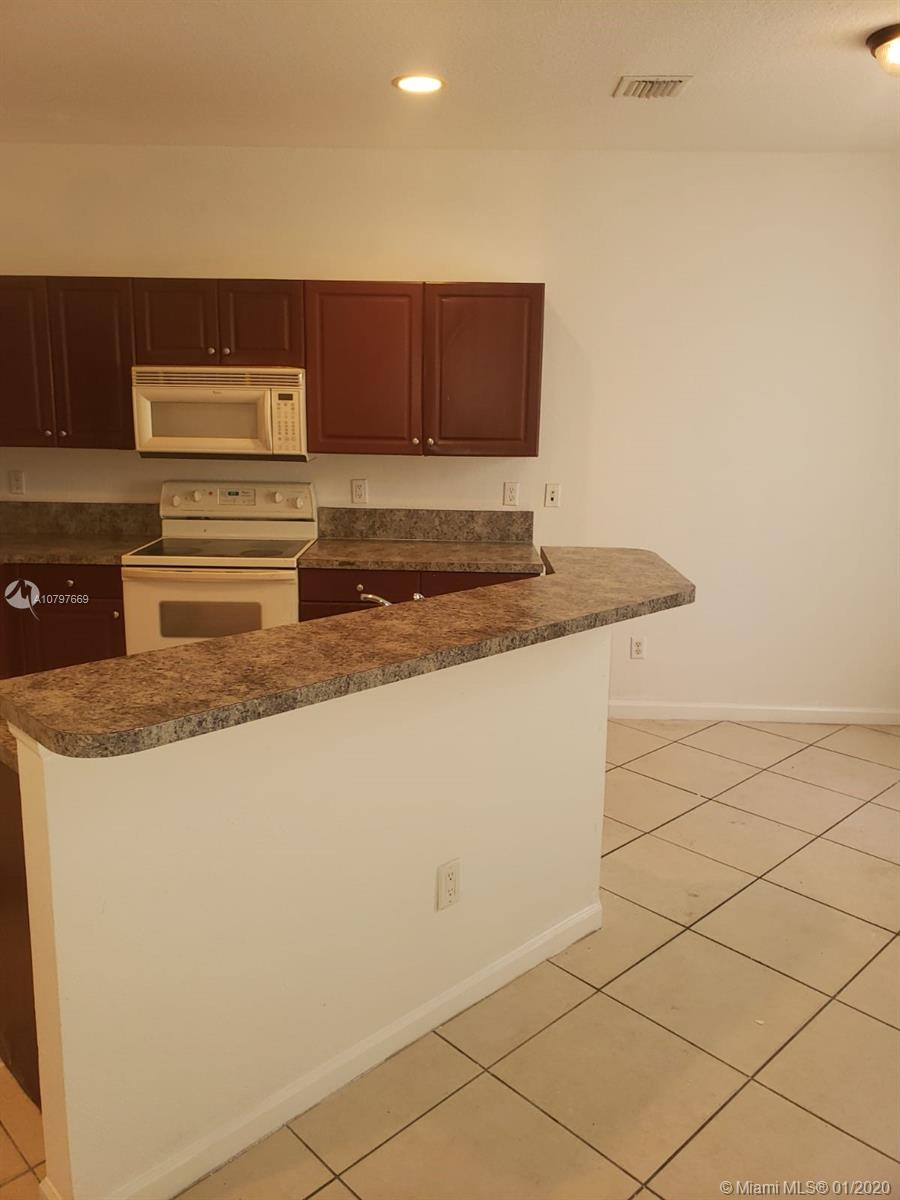 993 Abaco Lane, Unit 1 Riviera Beach, FL 33404 - Photo 3 of 19 Gallery Image 3
