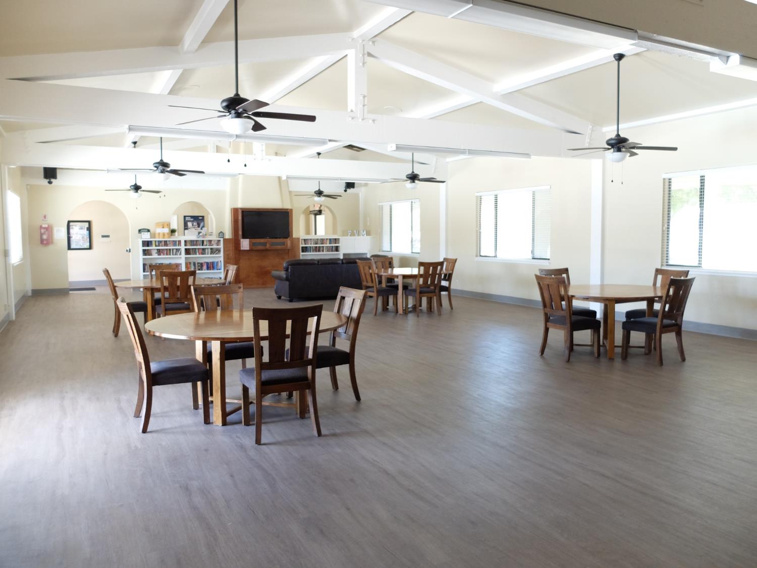 2621 Prescott Road, Unit 229 Modesto, CA 95350 - Photo 41 of 44