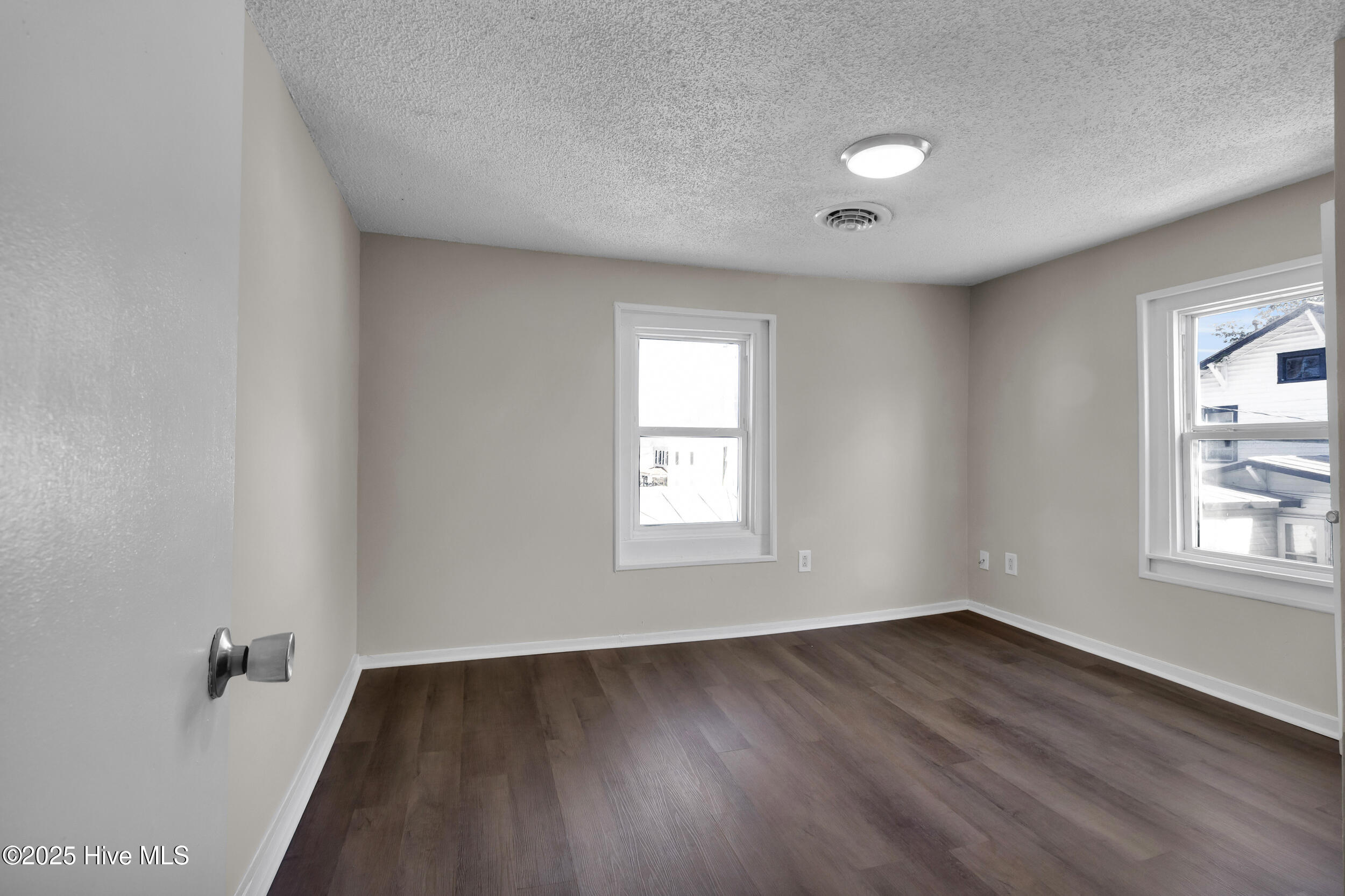 605 1st Avenue New Bern, NC 28560 - Photo 16 of 25 16_15