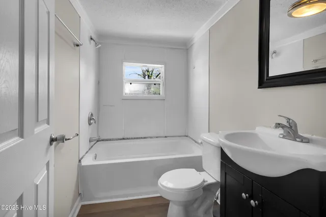 $1,430 | 605 1st Avenue, New Bern, NC 28560