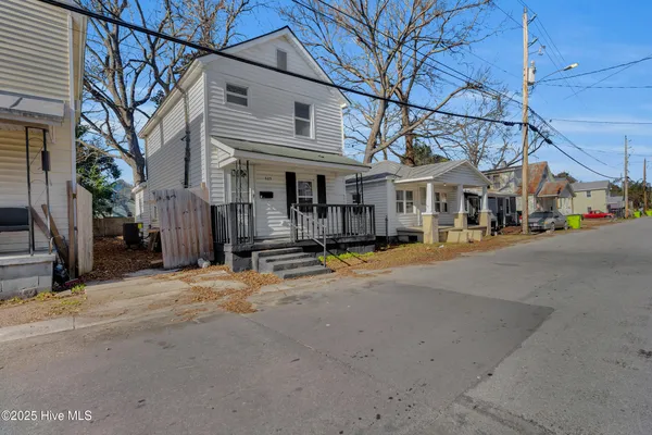 $1,395 | 605 1st Avenue, New Bern, NC 28560