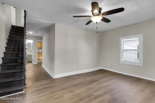 $1,430 | 605 1st Avenue, New Bern, NC 28560