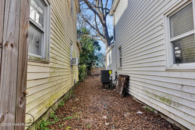 $1,430 | 605 1st Avenue, New Bern, NC 28560