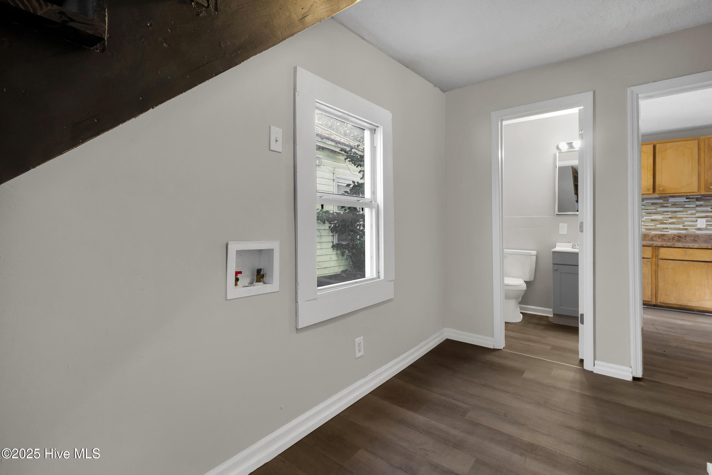 605 1st Avenue New Bern, NC 28560 - Photo 5 of 25 5_4