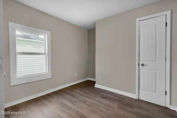 $1,395 | 605 1st Avenue, New Bern, NC 28560