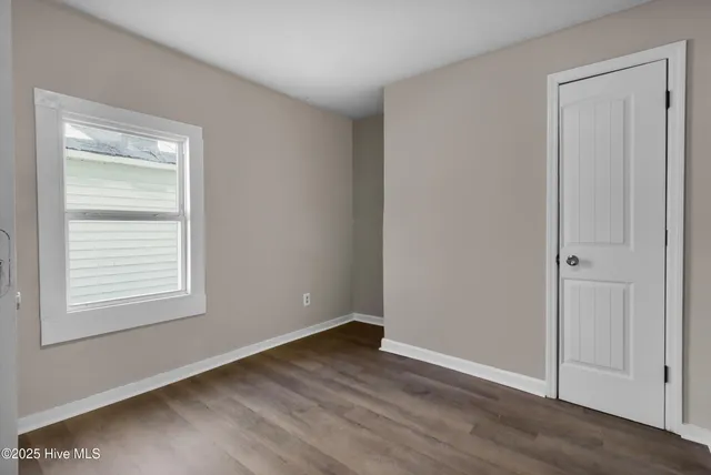 $1,430 | 605 1st Avenue, New Bern, NC 28560