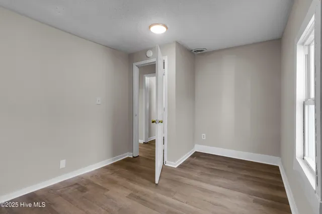 $1,430 | 605 1st Avenue, New Bern, NC 28560