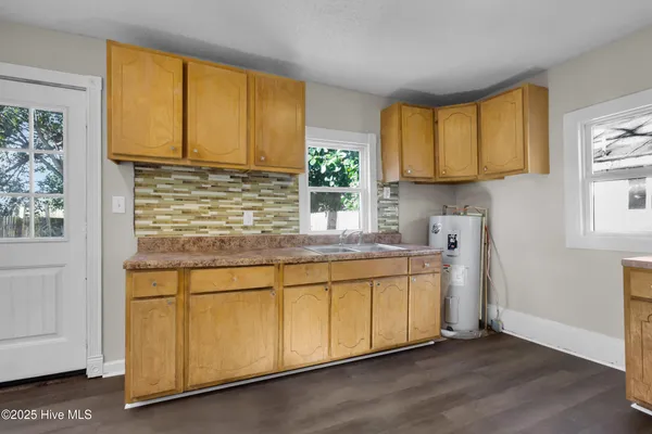 $1,395 | 605 1st Avenue, New Bern, NC 28560