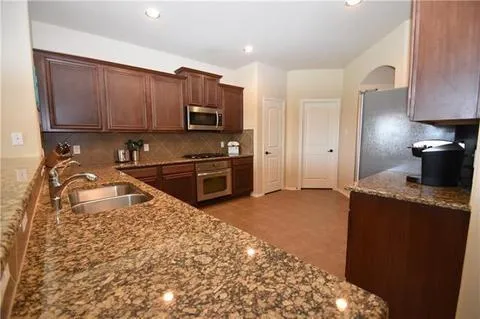 $2,700 | 10125 Sailboard Drive, McKinney, TX 75072