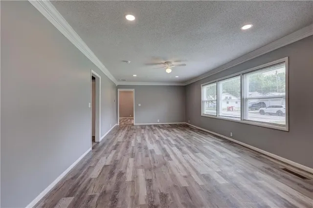 $179,900 | 702 West Kansas Street, Pittsburg, KS 66762