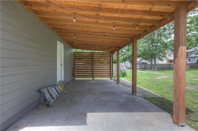 $179,900 | 702 West Kansas Street, Pittsburg, KS 66762