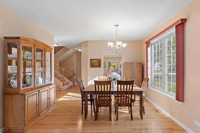 $389,000 | 706 Owl Creek Lane, Gurnee, IL 60031