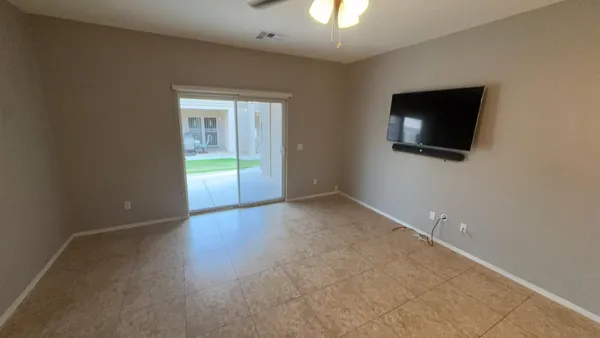 $1,649 | 2101 South Yellow Wood, Unit 45, Mesa, AZ 85209