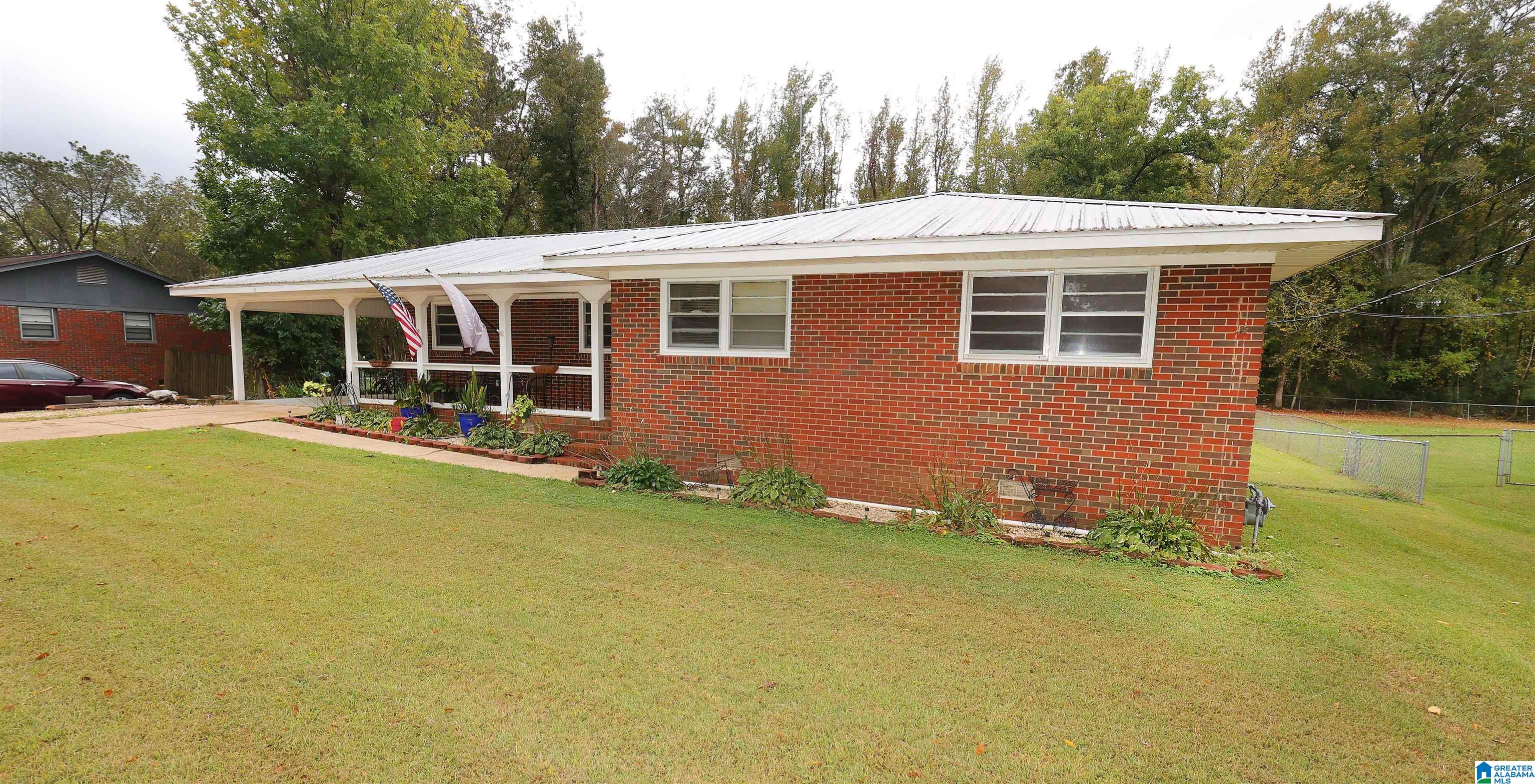 806 Alexandria Road Weaver, AL 36277 - Photo 3 of 36