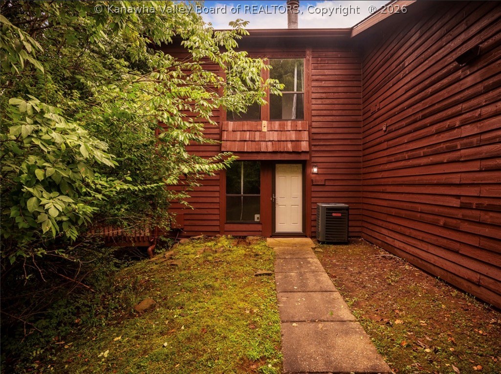 102 Hunters Ridge Road Charleston, WV 25314 - Photo 1 of 22 Gallery Image 1