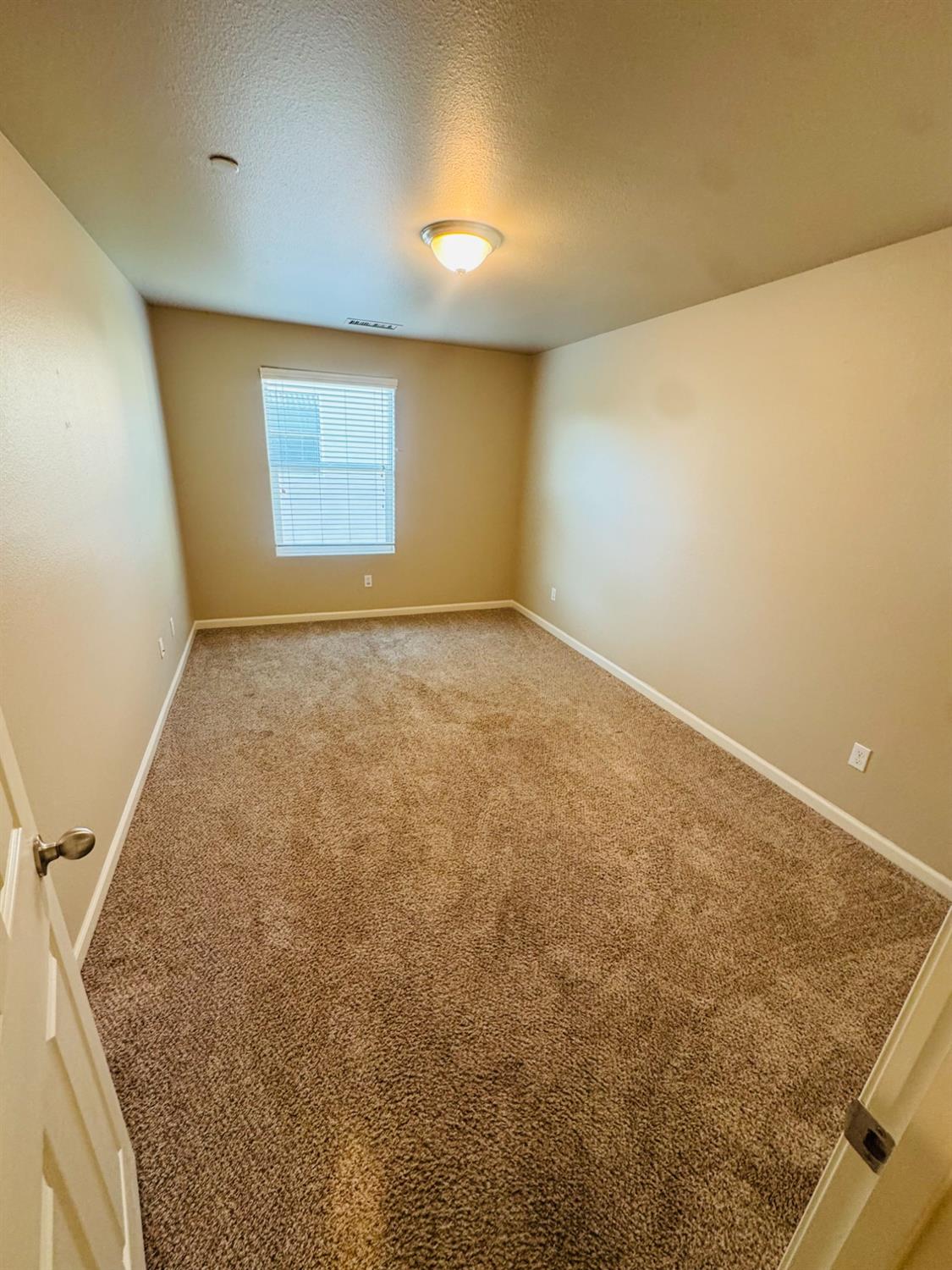 3673 Artistry Way Clovis, CA 93619 - Photo 14 of 20