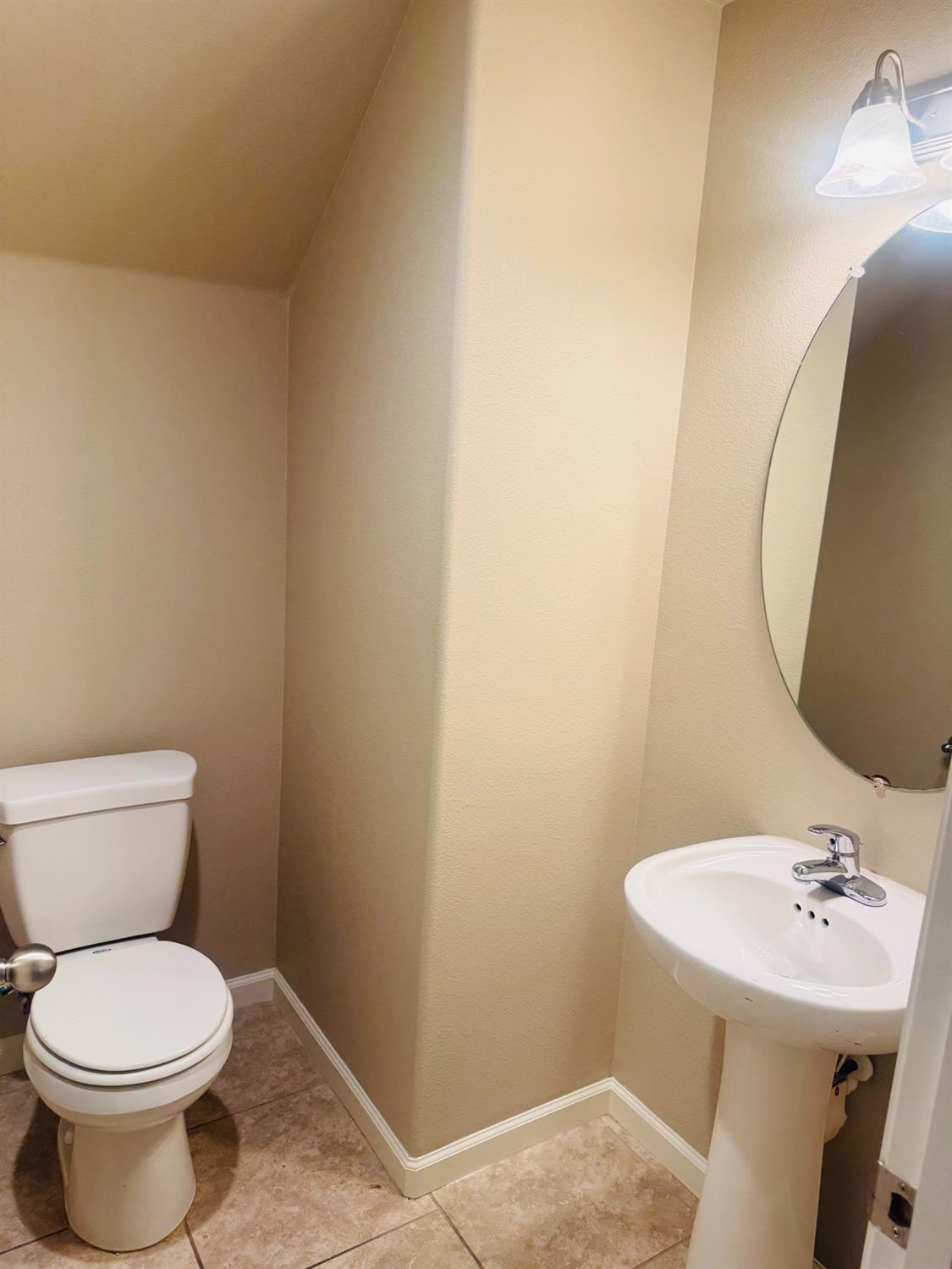 3673 Artistry Way Clovis, CA 93619 - Photo 8 of 20