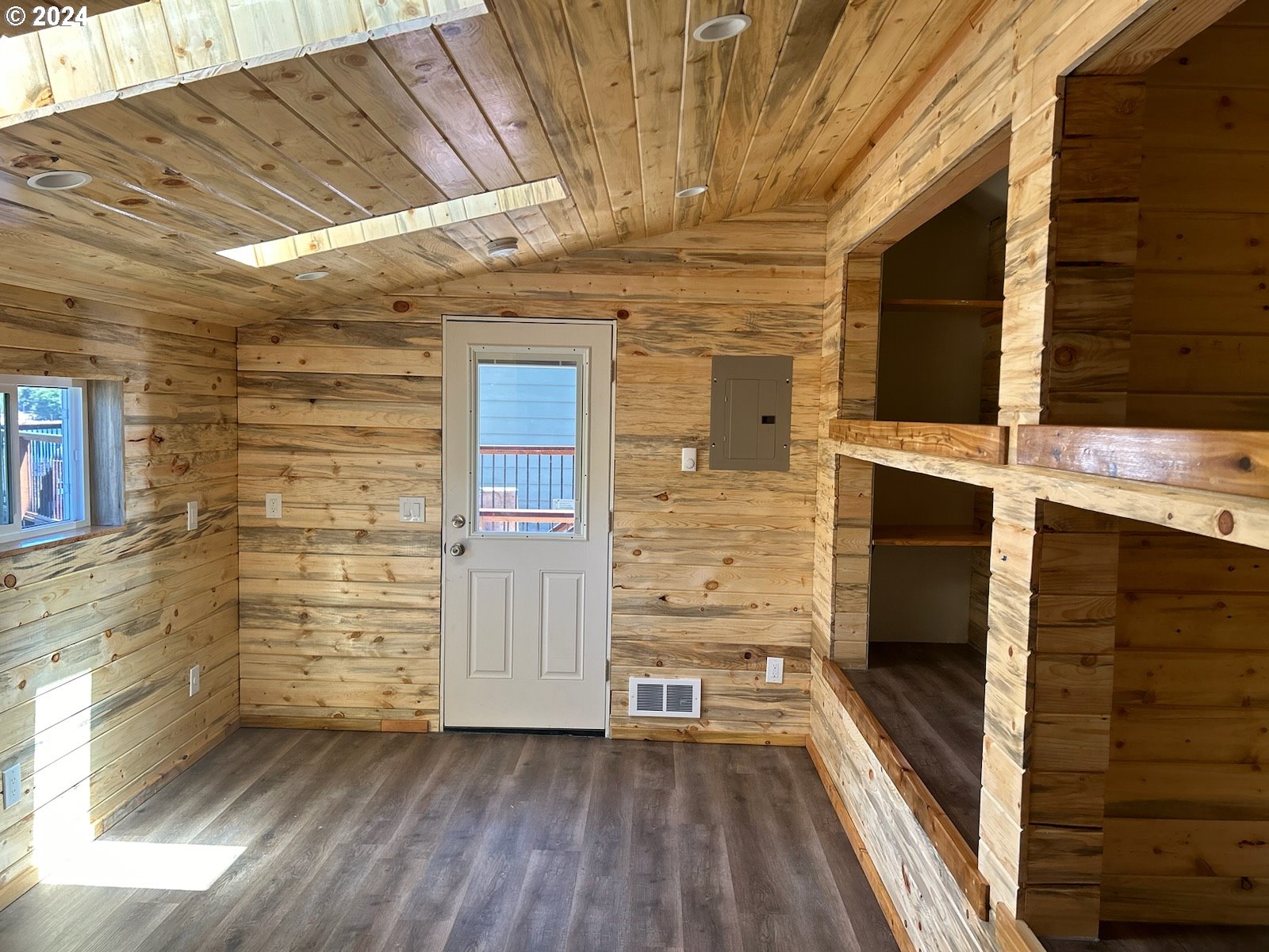 2355 Loon Lake Road Reedsport, OR 97467 - Photo 30 of 41 Studio