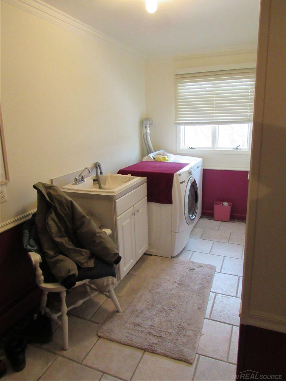 2405 Arlington Road Columbus, MI 48063 - Photo 56 of 63 31320057-55.JPG
