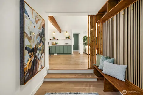 $1,399,950 | 701 10th Street, Mukilteo, WA 98275