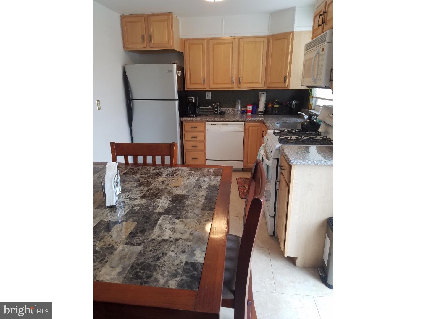 9131 Ashton Road Philadelphia, PA 19114 - Photo 6 of 20 Kitchen