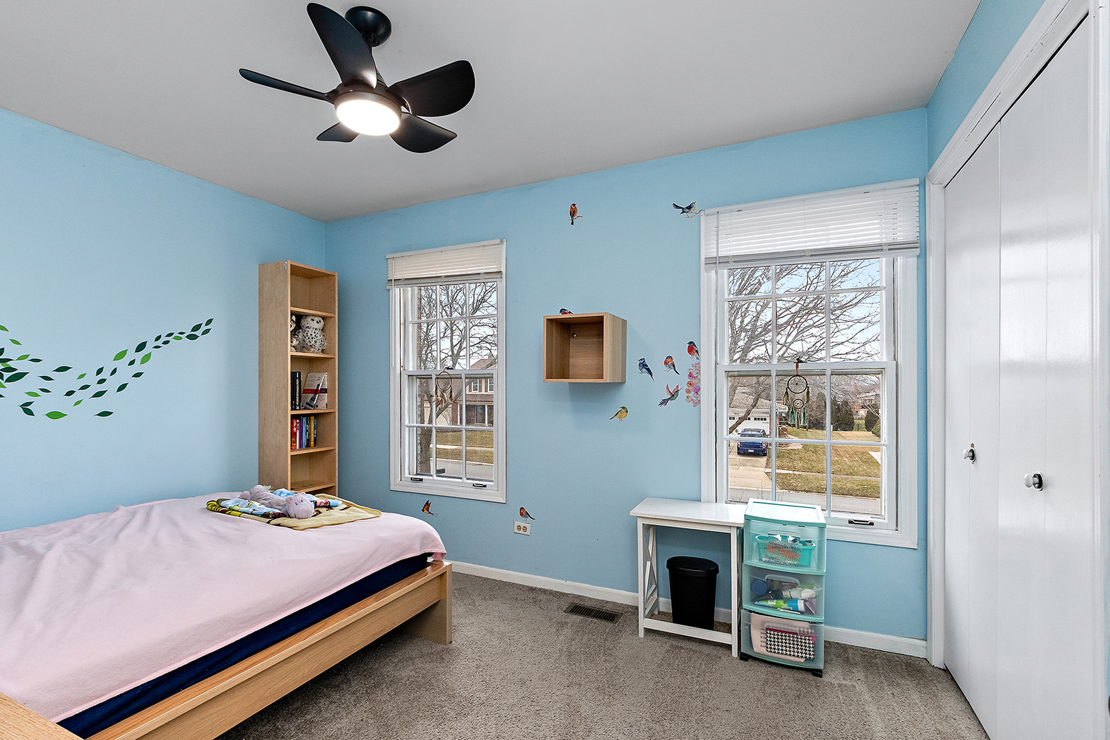 1813 Newport Road Downers Grove, IL 60516 - Photo 17 of 23 a bedroom with a bed and a window