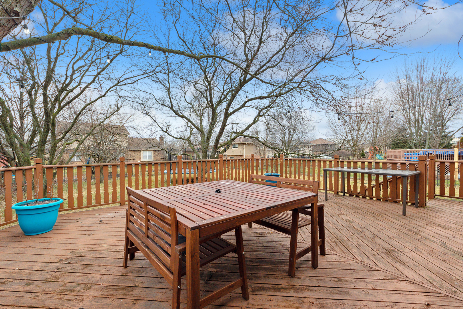 1813 Newport Road Downers Grove, IL 60516 - Photo 23 of 23 a view of a patio with wooden floor and fence