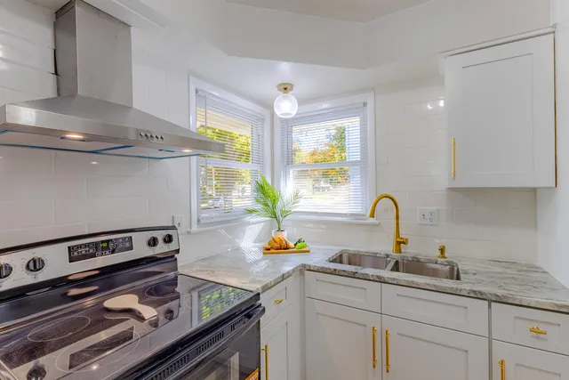 $239,900 | 5709 North 93rd Street, Milwaukee, WI 53225