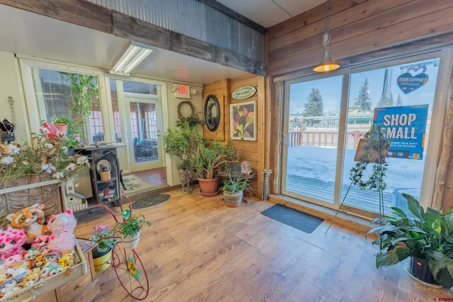 a living room filled with furniture