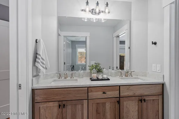 $1,597,270 | 25 Cannon Royal Drive, Wilton, NY 12866