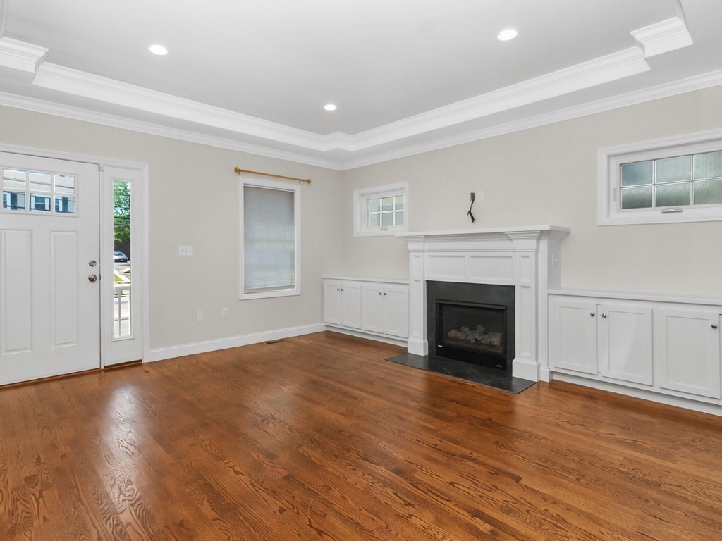 66 Ash Street, Unit 1 Waltham, MA 02453 - Photo 8 of 39