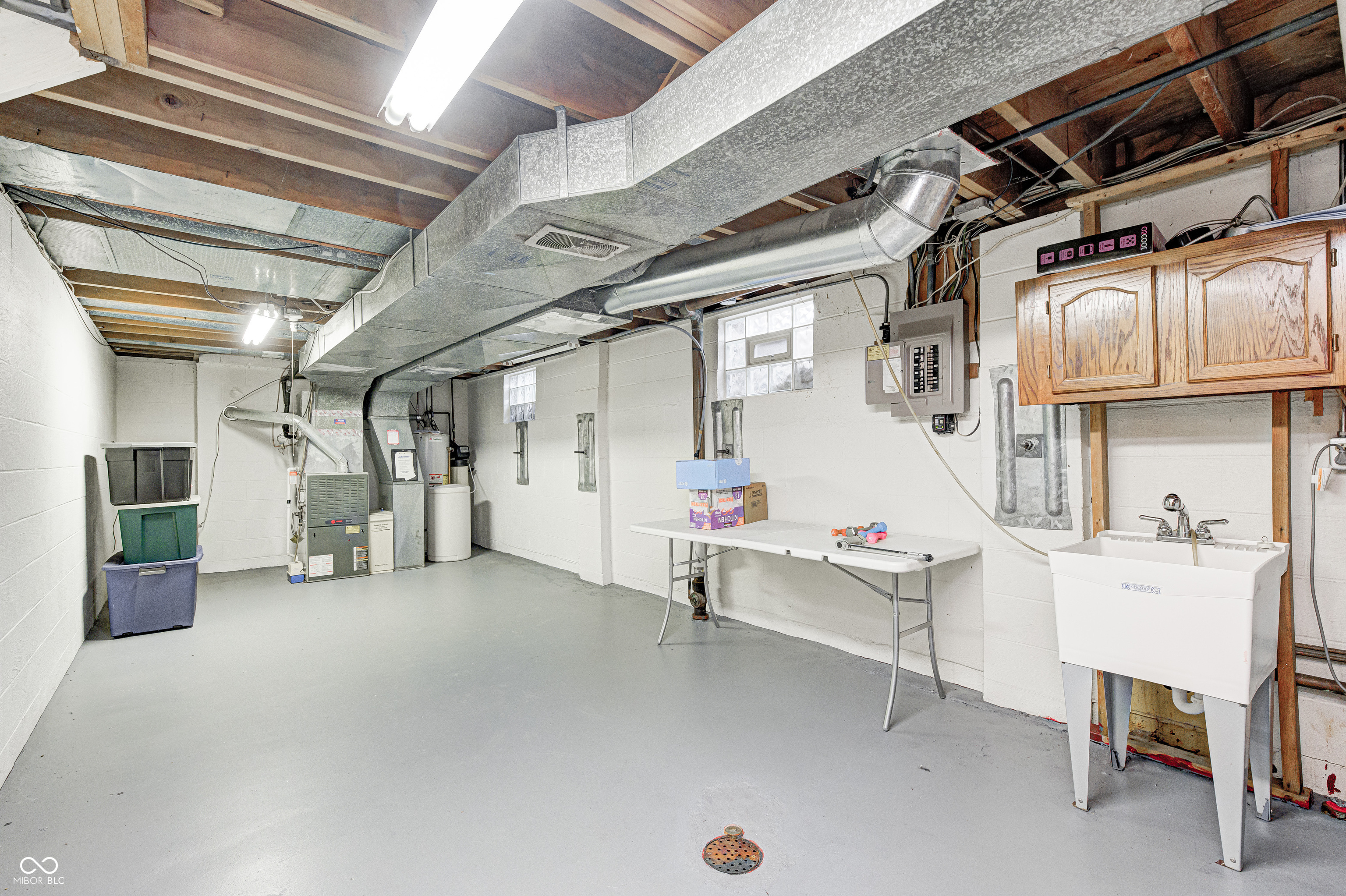 702 Griffin Road Indianapolis, IN 46227 - Photo 32 of 42