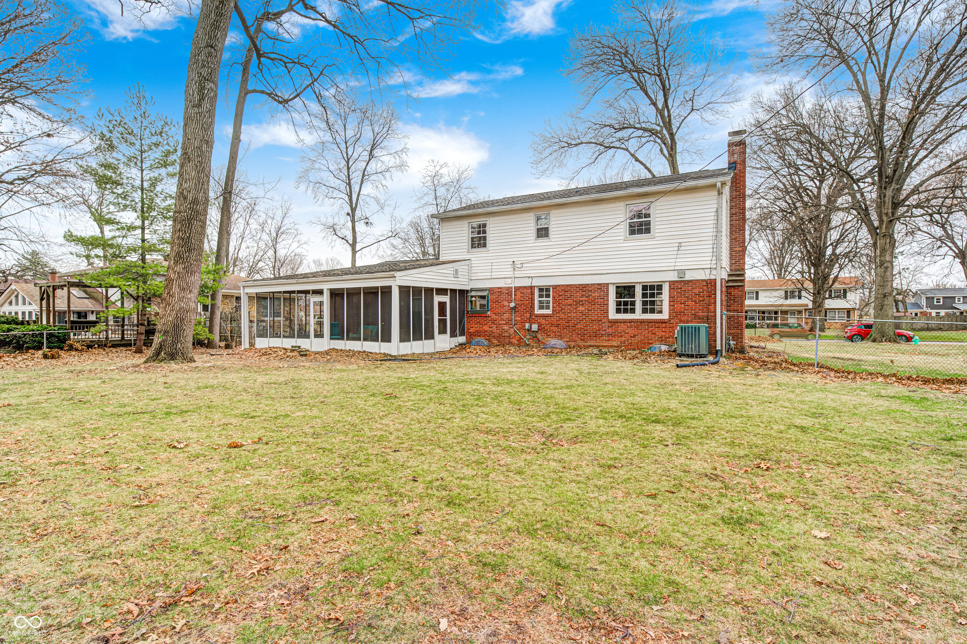 702 Griffin Road Indianapolis, IN 46227 - Photo 35 of 42