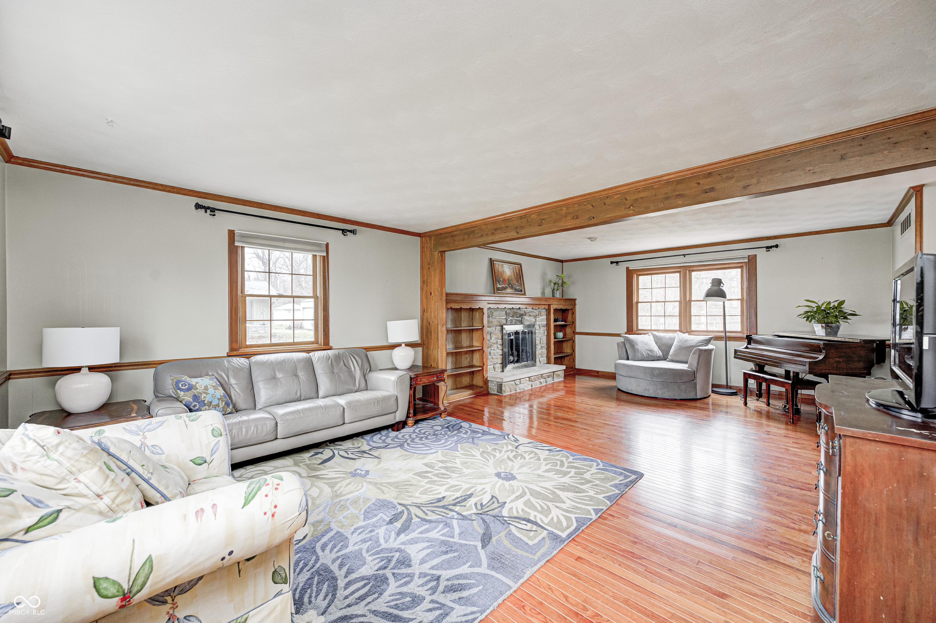 702 Griffin Road Indianapolis, IN 46227 - Photo 5 of 42