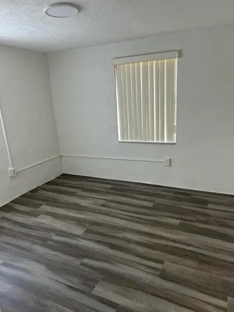 $2,400 | 2055 Northwest 8th Street, Pompano Beach, FL 33069