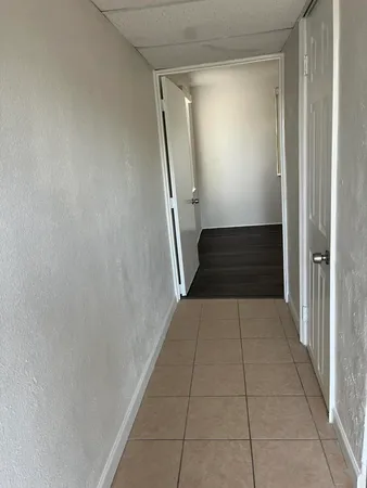$2,400 | 2055 Northwest 8th Street, Pompano Beach, FL 33069