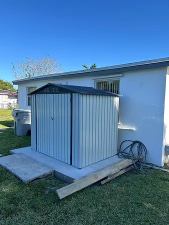 $2,400 | 2055 Northwest 8th Street, Pompano Beach, FL 33069