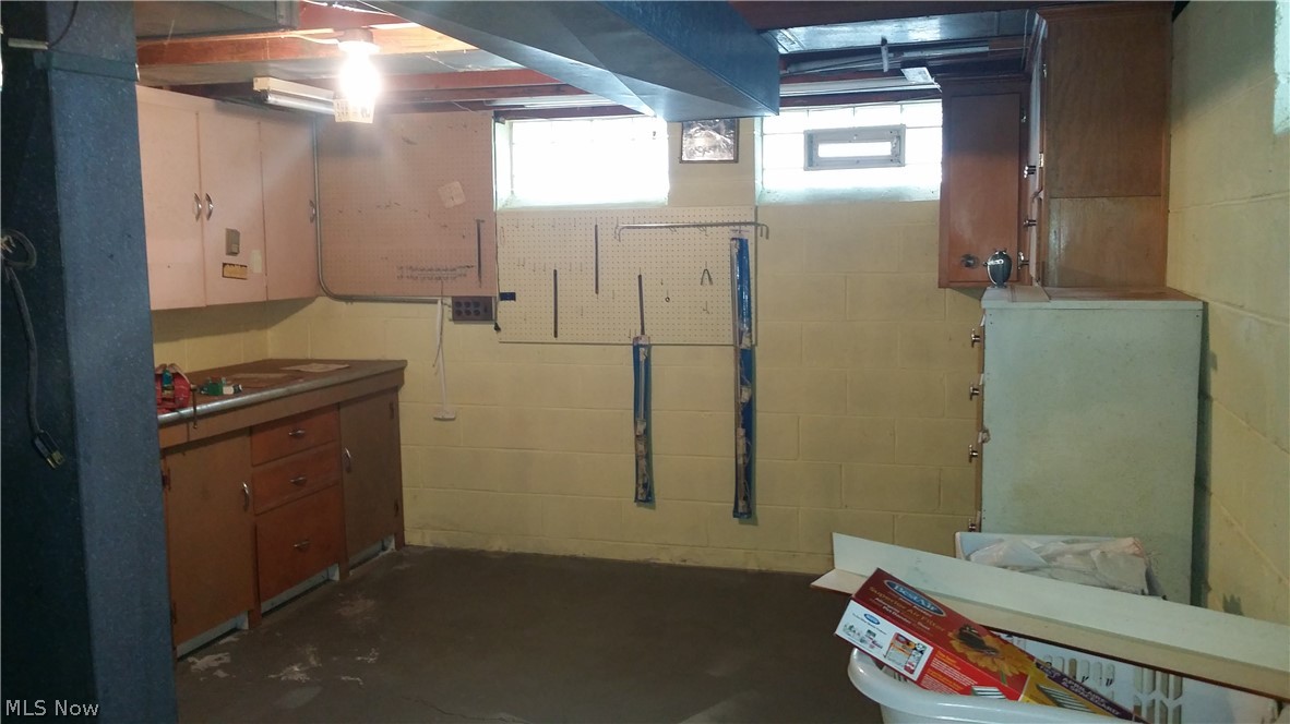 679 Sterling Road Wickliffe, OH 44092 - Photo 16 of 21 Gallery Image 16