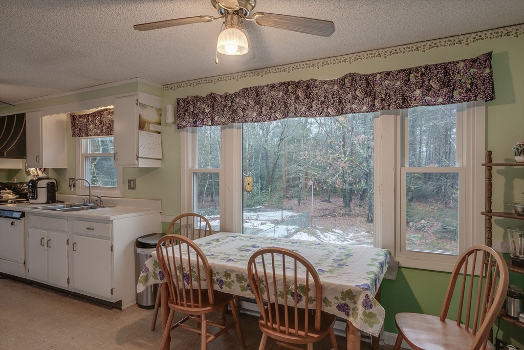 75 Royalston Road Phillipston, MA 01331 - Photo 6 of 17 Gallery Image 6