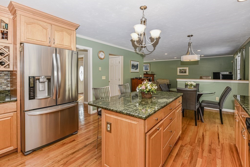 25 Azalea Circle Dedham, MA 02026 - Photo 16 of 41