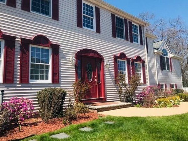 25 Azalea Circle Dedham, MA 02026 - Photo 3 of 41